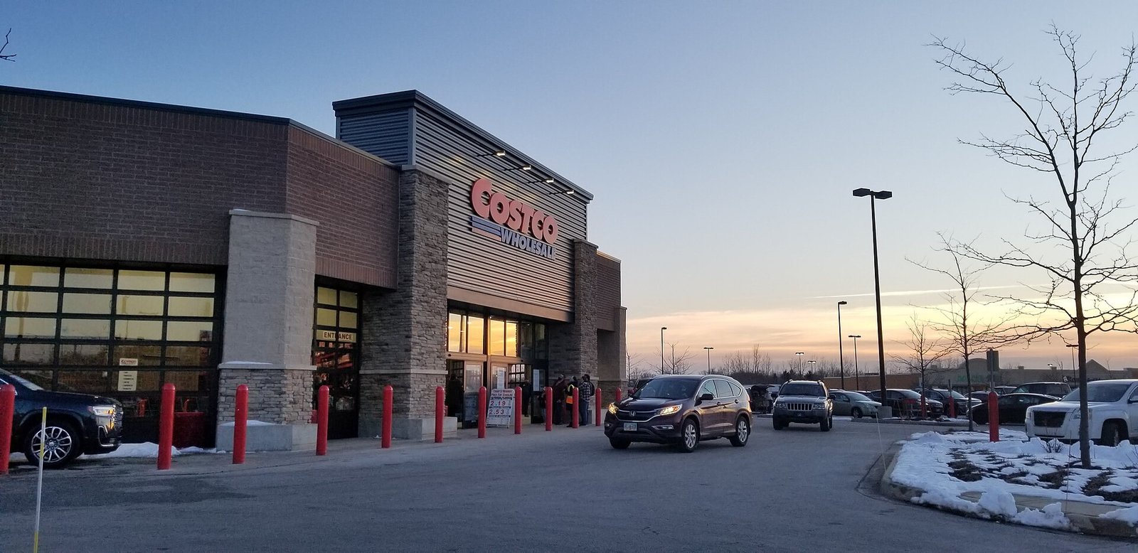 An existing Costco warehouse exterior; illustrative photograph, not the proposed Paramus store.